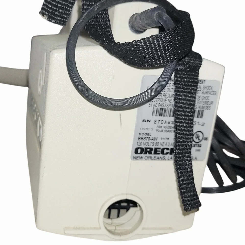 Oreck XL Compact Canister Vacuum BB870-AW Portable Handheld Hose - Working